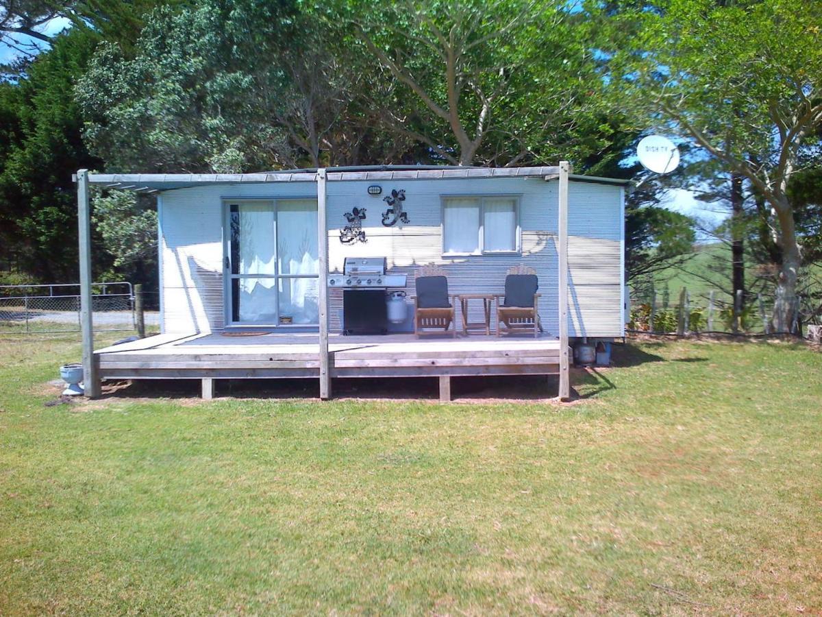Koati Views Hotel Lake Ohia Bagian luar foto